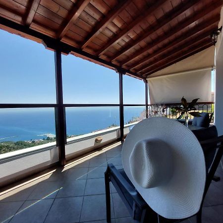 Horizon Studios With Sea View - Free Parking 글로사 외부 사진
